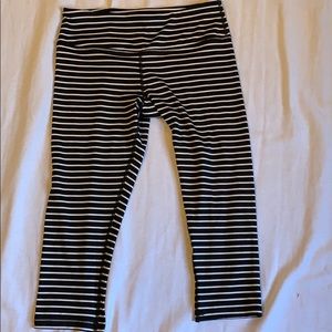 Cropped Athletic Leggings